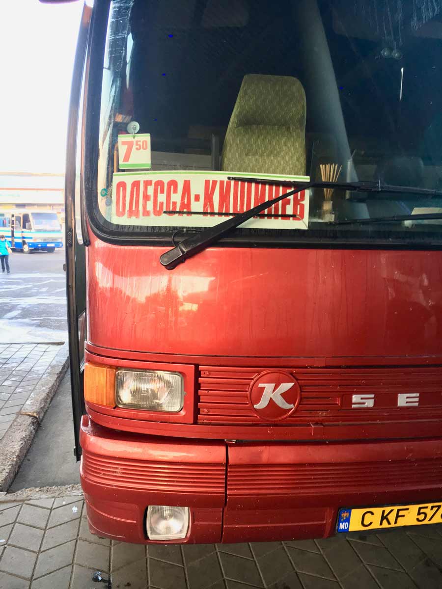 Buss från Odessa till Kishinjov
